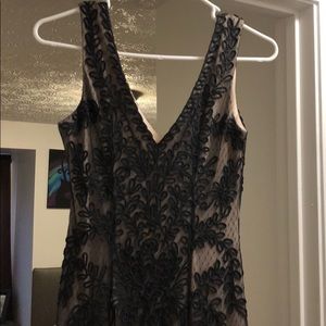 Cachet dress size 4, no imperfections!